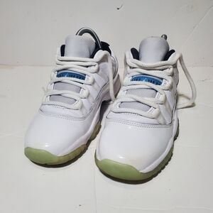 Nike Air Jordan 11 Low White Size 5